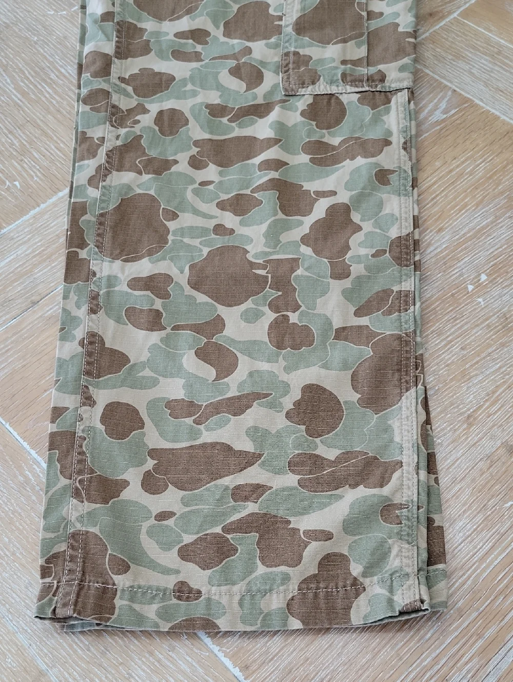 Levi's XX Cargo Men's Baggy Pants Slightly Tapered Leg 30X30 Camouflage NWT